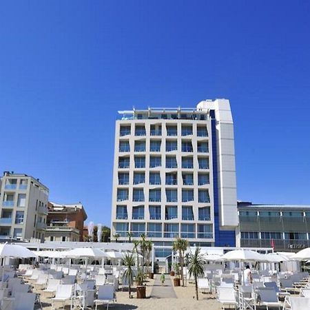 Excelsior Hotel, Spa & Lido Pesaro Exterior photo