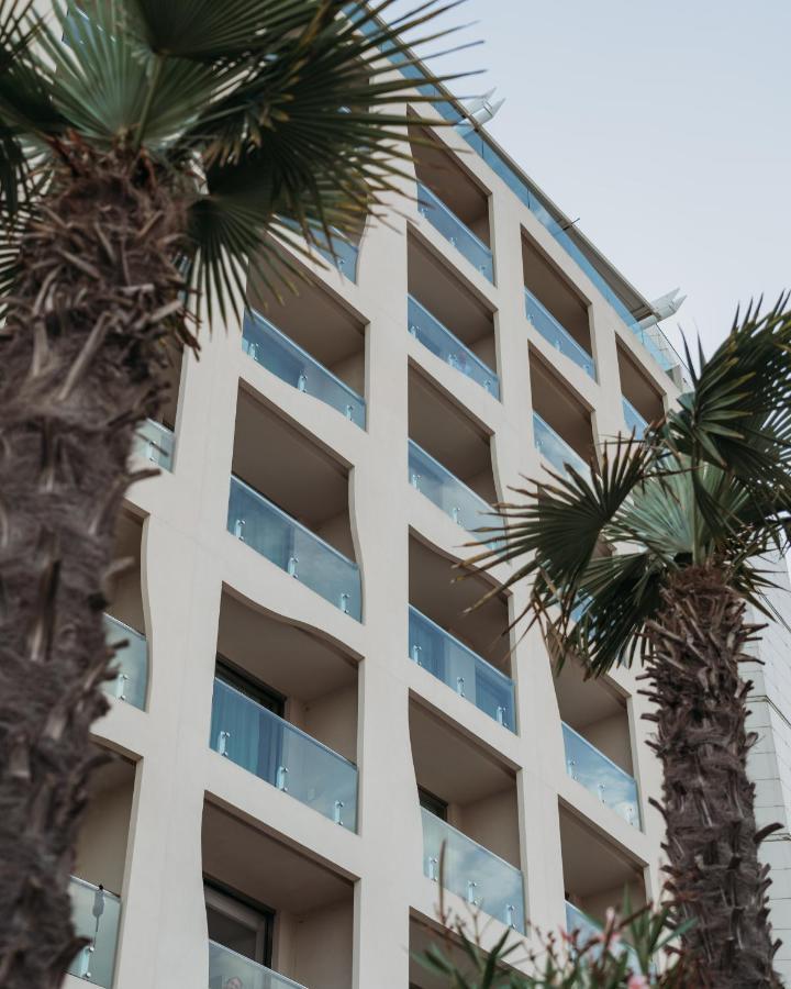Excelsior Hotel, Spa & Lido Pesaro Exterior photo