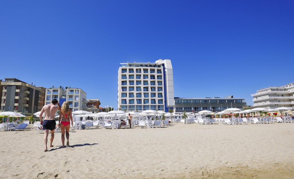 Excelsior Hotel, Spa & Lido Pesaro Exterior photo